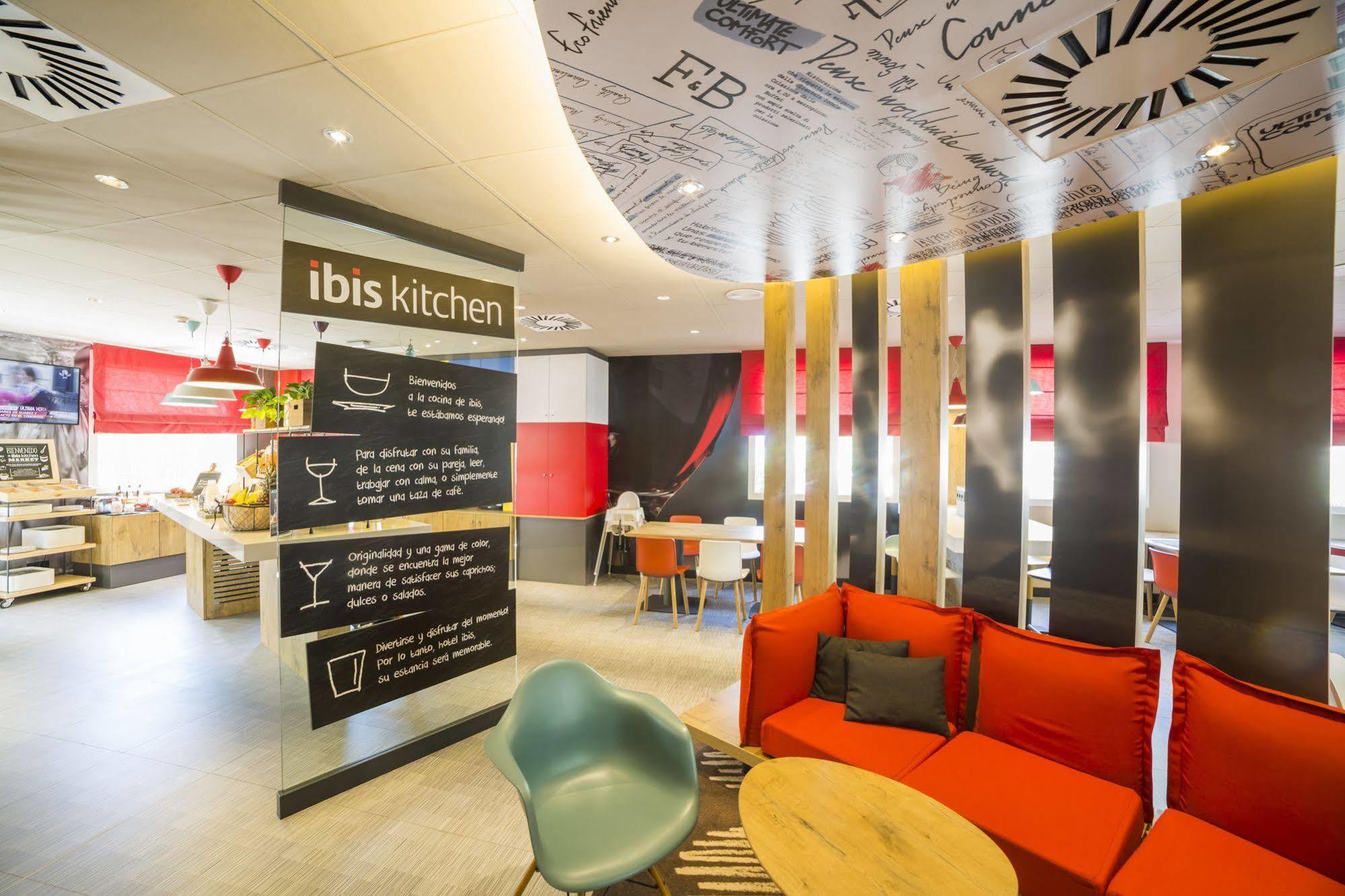 Ibis Barcelona 2*
